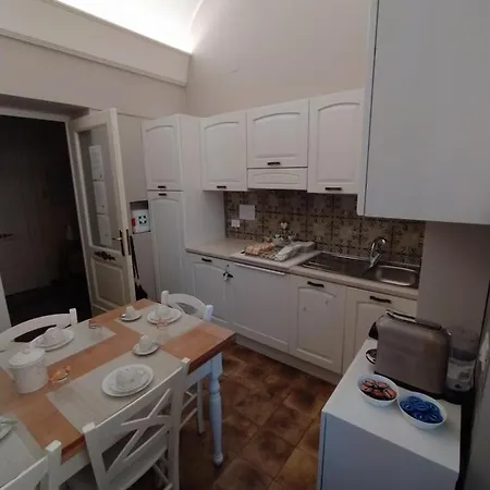 Bed & Breakfast Domvs Tva