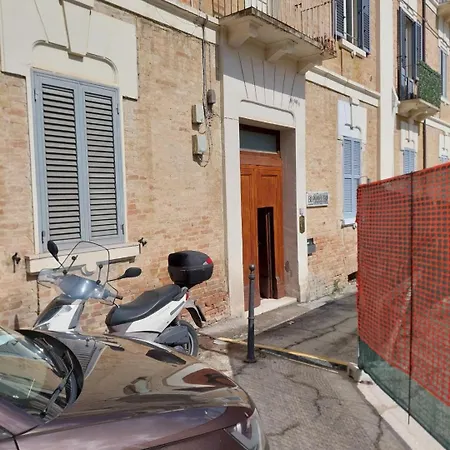 Bed & Breakfast Domvs Tva Chieti