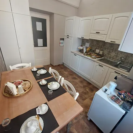 Bed & Breakfast Domvs Tva 3*