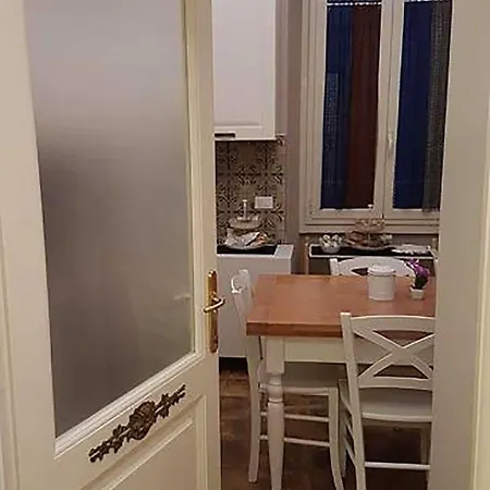 Bed & Breakfast Domvs Tva