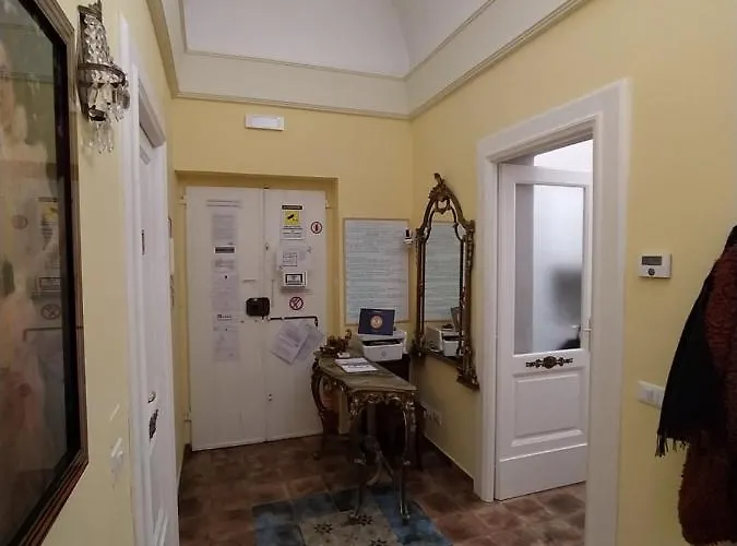 Domvs Tva Oda ve Kahvaltı