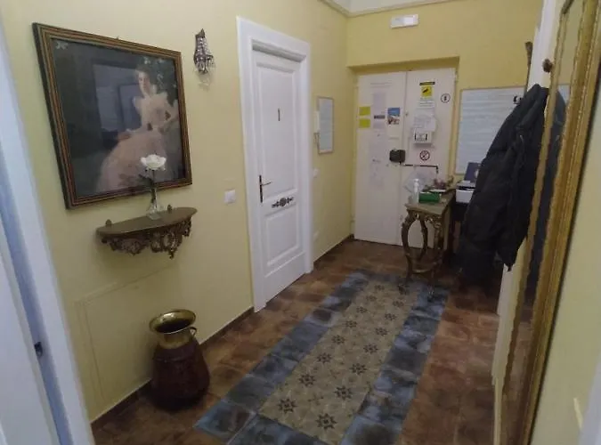 Oda ve Kahvaltı Domvs Tva 3*