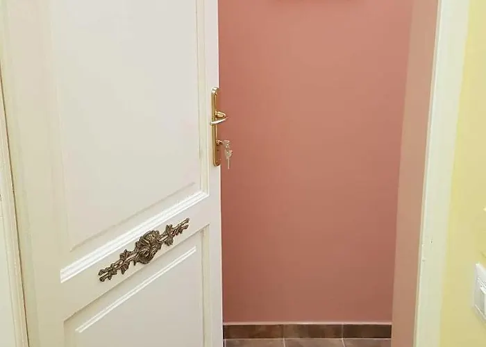 Domvs Tva Oda ve Kahvaltı